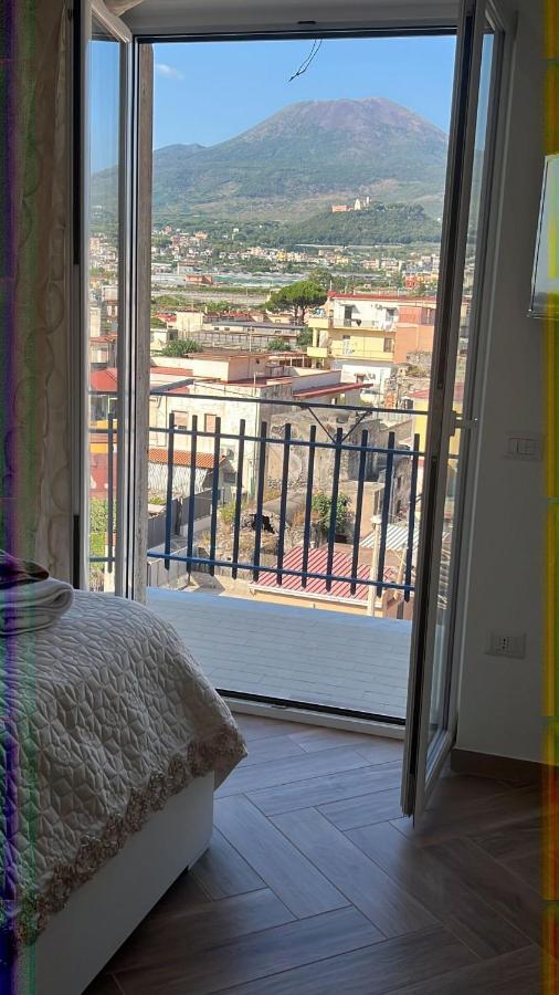 Casa Nick Apartment Torre del Greco Bagian luar foto