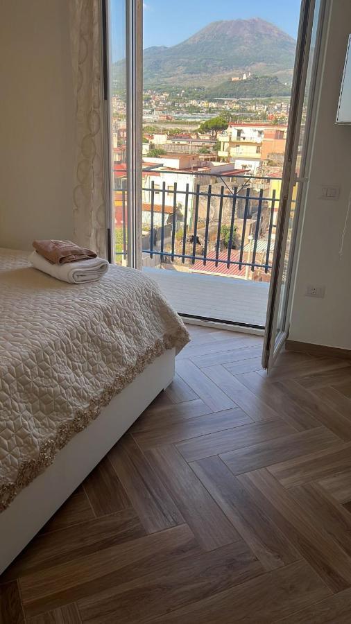 Casa Nick Apartment Torre del Greco Bagian luar foto