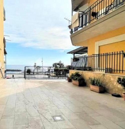 Casa Nick Apartment Torre del Greco Bagian luar foto