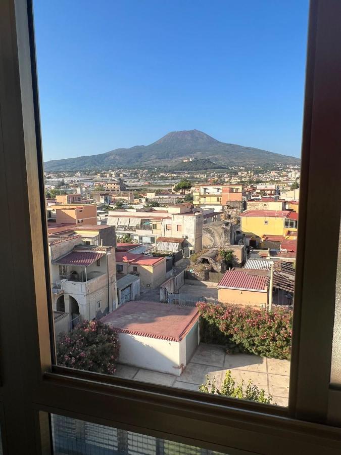 Casa Nick Apartment Torre del Greco Bagian luar foto